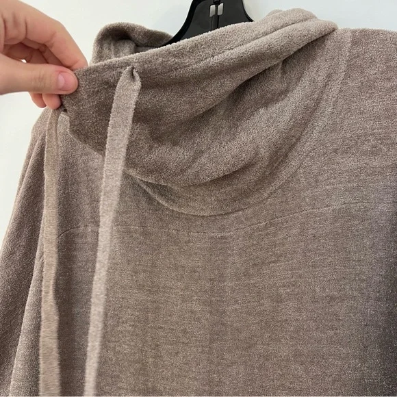 Barefoot Dreams Weekend Poncho Cowl Neck - Picture 6 of 9